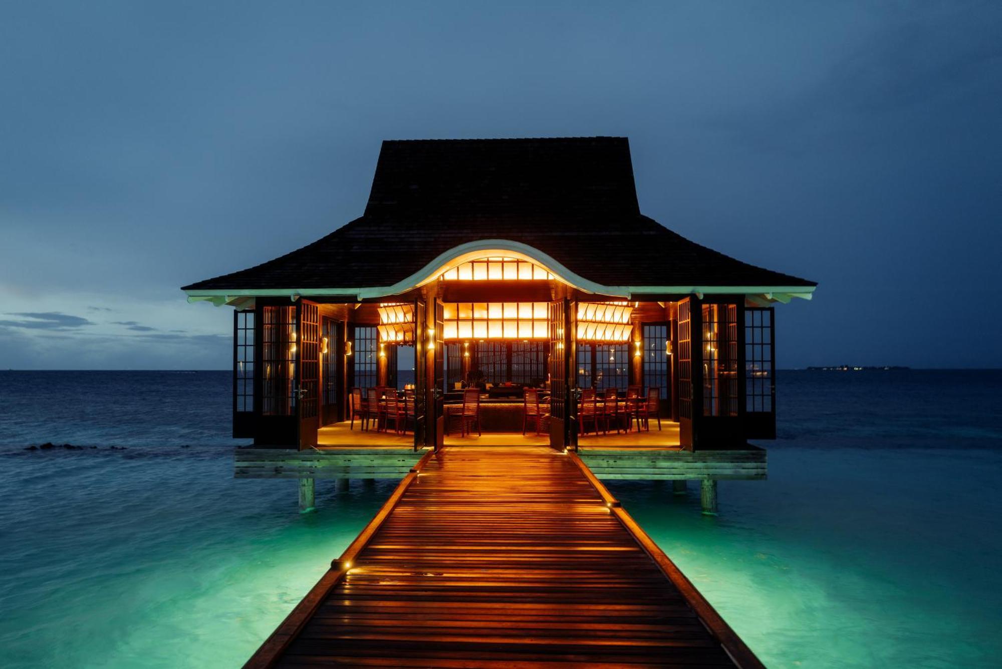 Nova Maldives Hotel Dhangethi Exterior foto