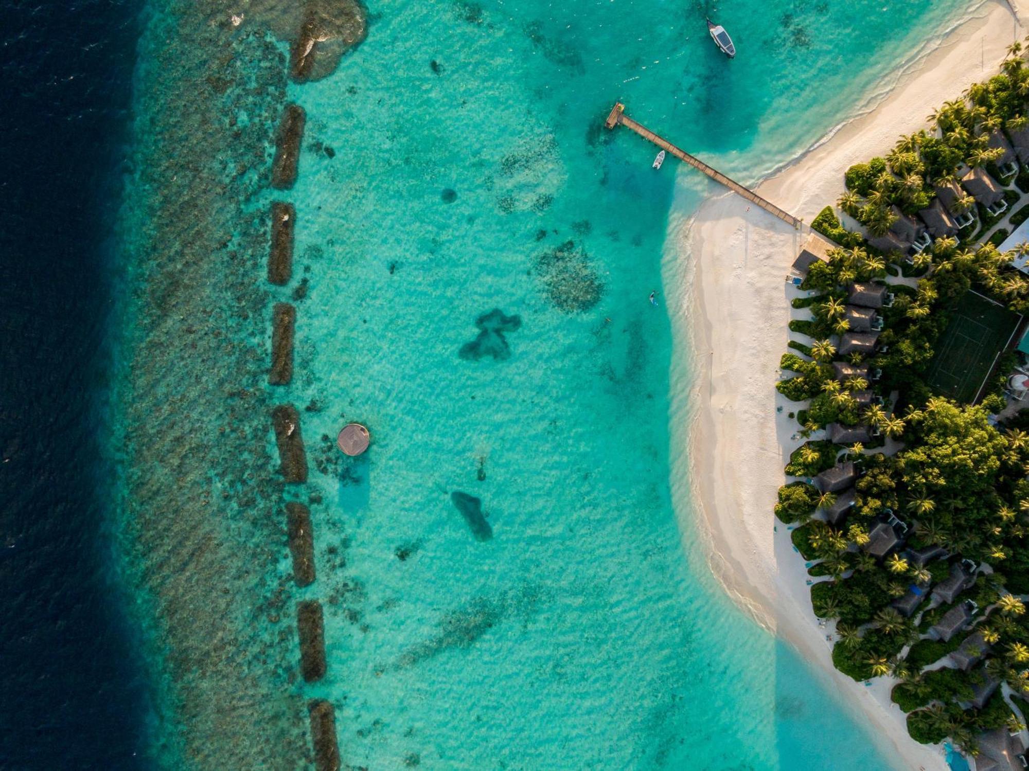 Nova Maldives Hotel Dhangethi Exterior foto